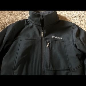 Men’s Columbia Soft shell jacket